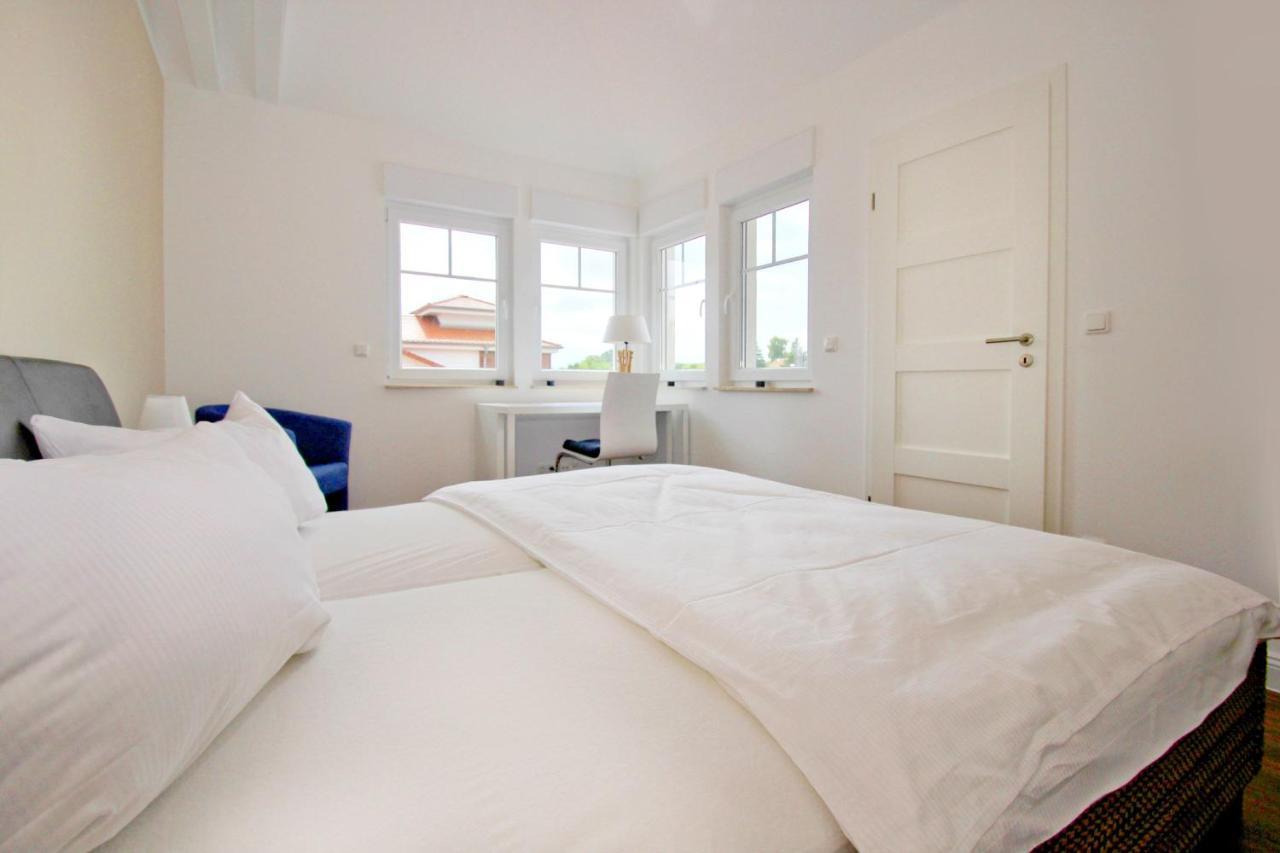 Hafennahe Penthousewohnung Mit Meerblick - Hafenresidenz Lauterbach Fewo 2-7 Luaran gambar